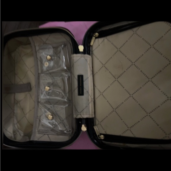 Marcy Mckenna leopard print, beauty, suitcase, tote - Picture 3 of 5